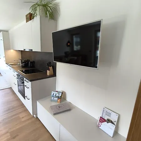 The One Apartment *